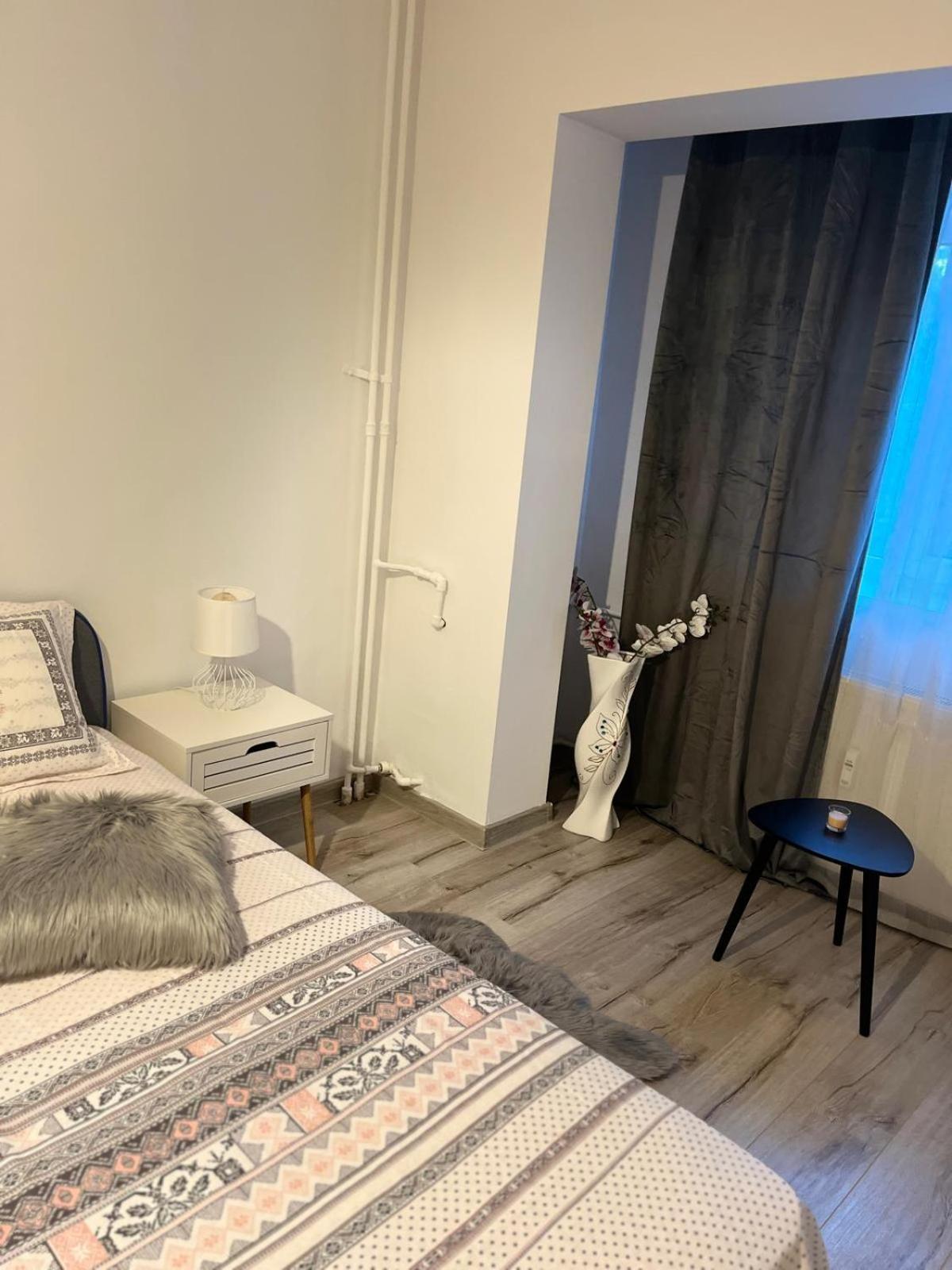 Apartament De Lux Craiova Exteriör bild