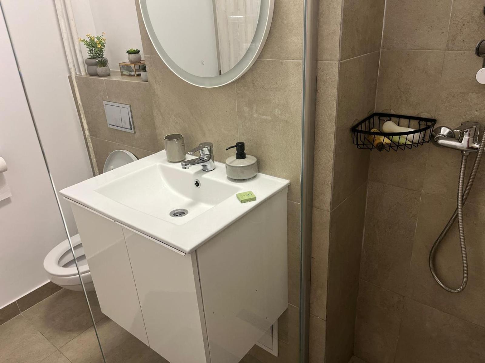 Apartament De Lux Craiova Exteriör bild