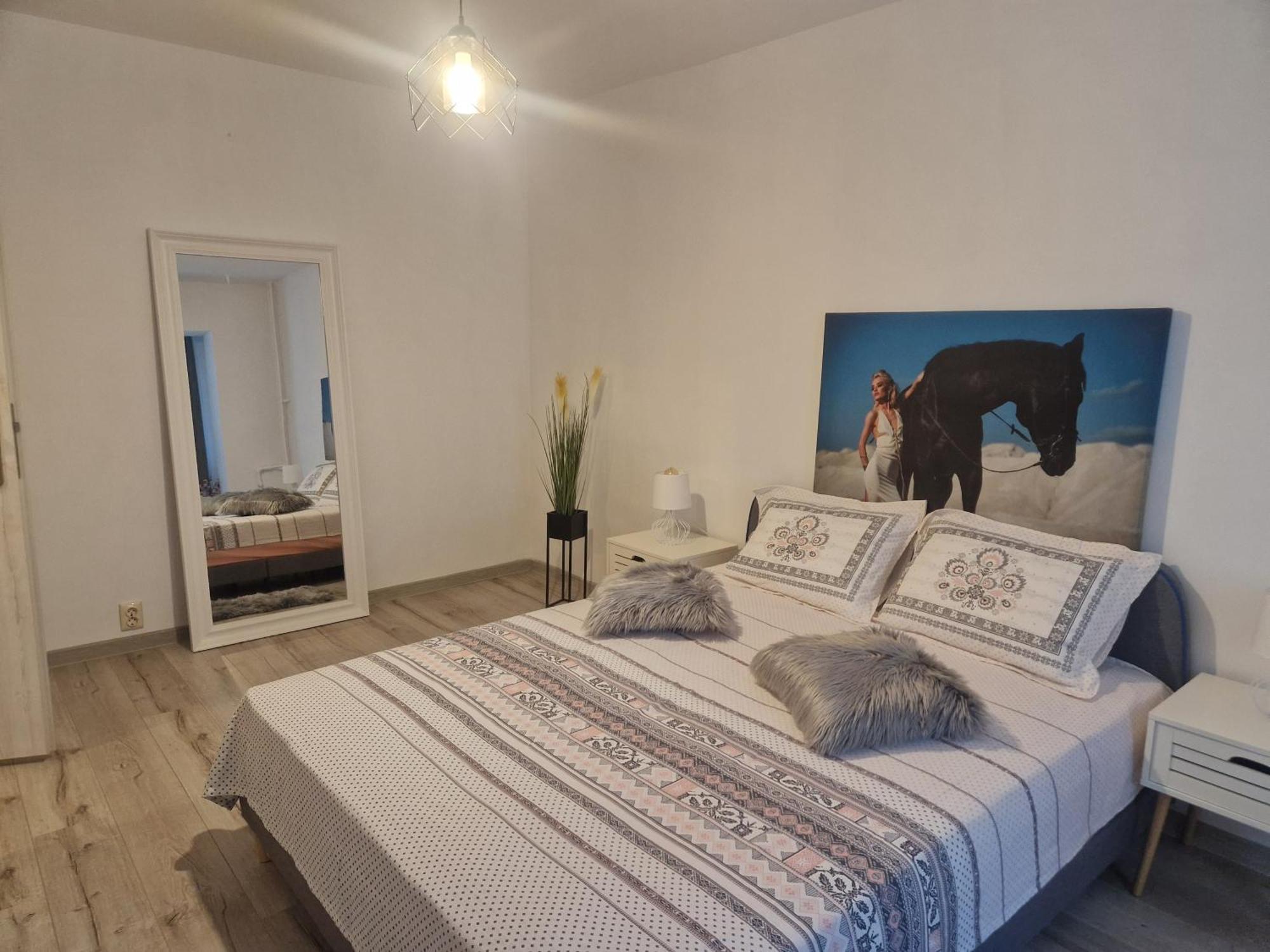 Apartament De Lux Craiova Exteriör bild